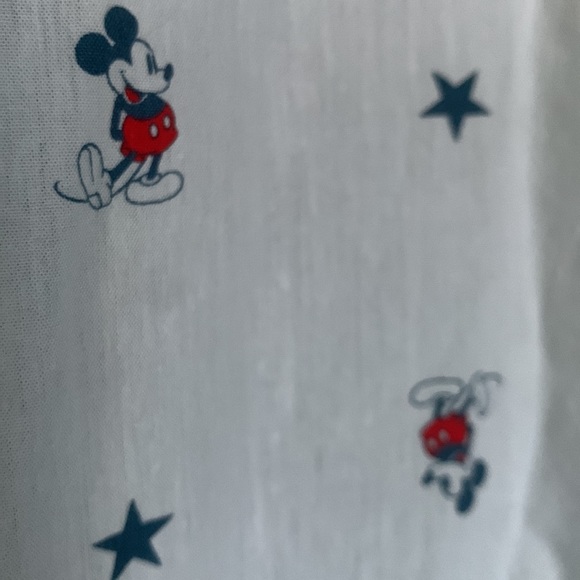 Disney shirt - Picture 5 of 9